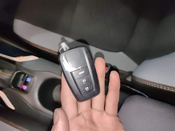 Фото 9 - Toyota Corolla