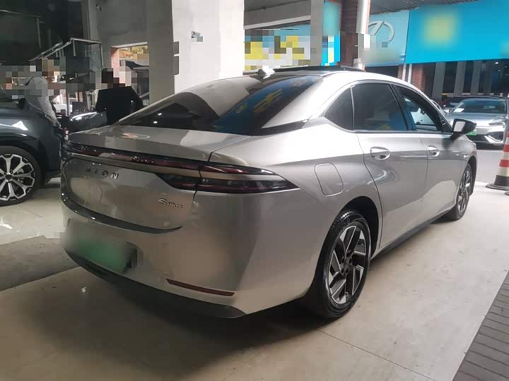 Фото 7 - GAC Aion S Plus