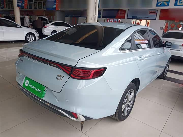 Фото 7 - Geely Emgrand L Hi·P Hybrid