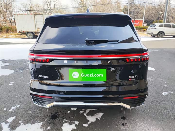 Фото 3 - Geely Monjaro