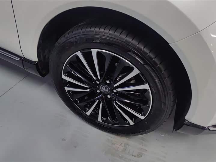 Фото 6 - Toyota Venza