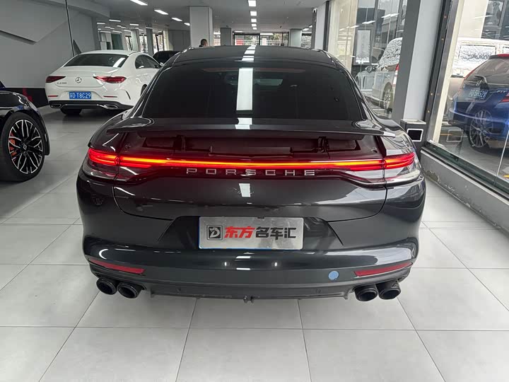 Фото 7 - Porsche Panamera