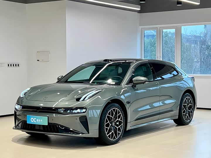 Фото 1 - Zeekr 001