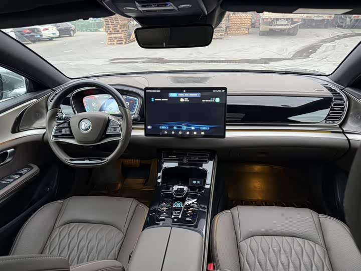 Фото 5 - BYD Han