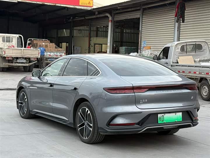 Фото 7 - BYD Han