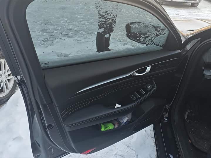 Фото 7 - Geely Preface