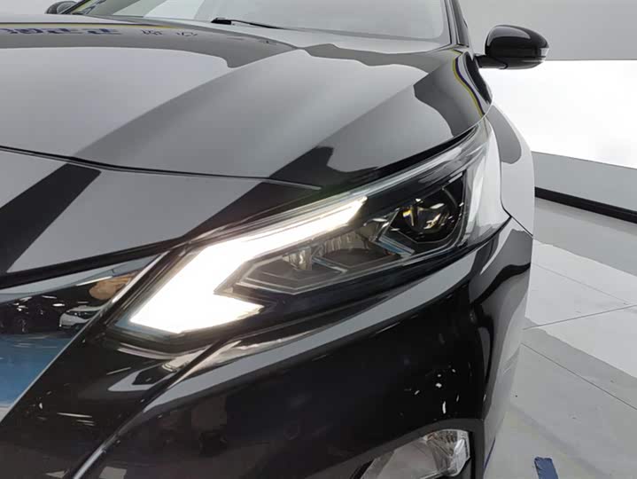 Фото 5 - Nissan Teana