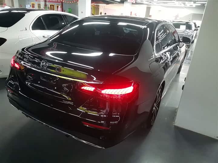 Фото 7 - Mercedes-Benz E-Class Hybrid