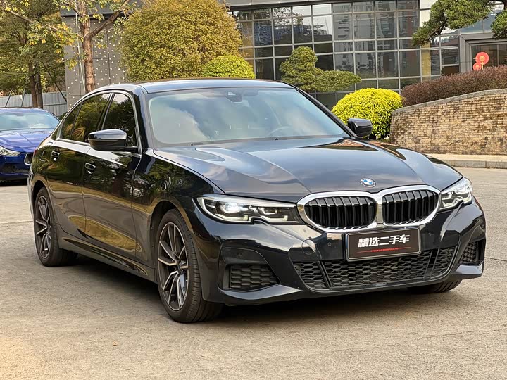 Фото 3 - BMW 3 Series