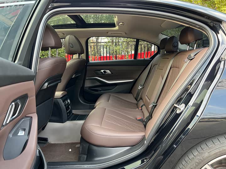 Фото 6 - BMW 3 Series