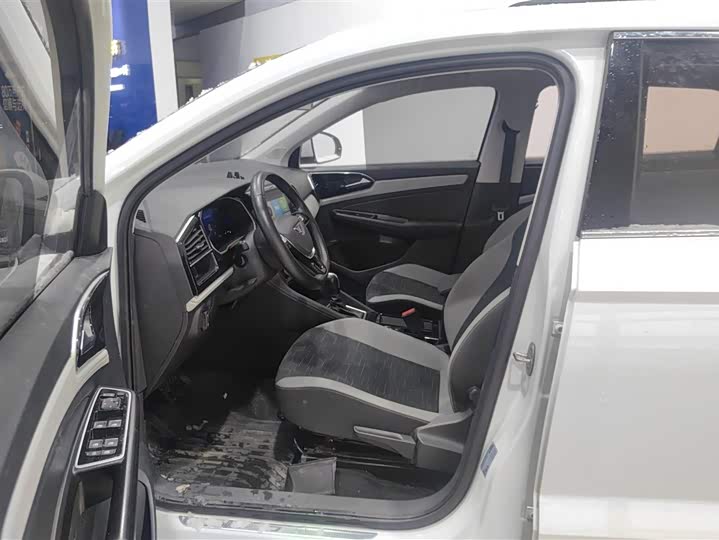 Фото 9 - Jetta VS7