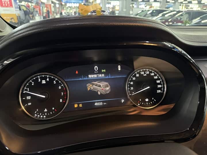 Фото 4 - Buick GL8 ES