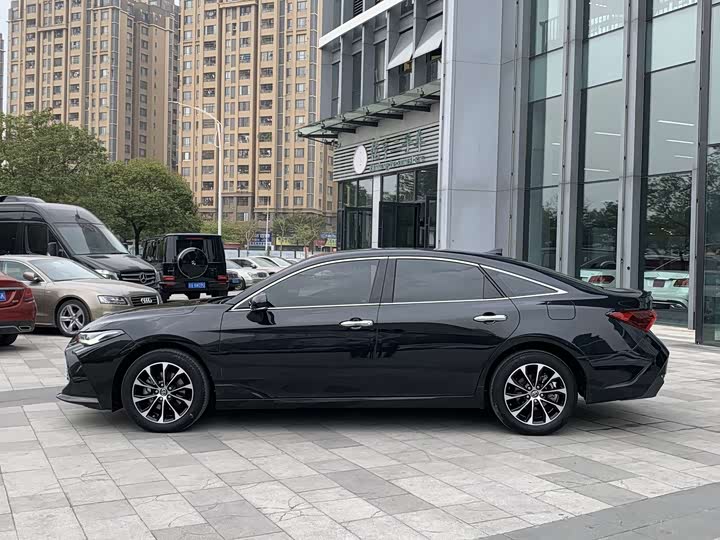 Фото 7 - Toyota Avalon