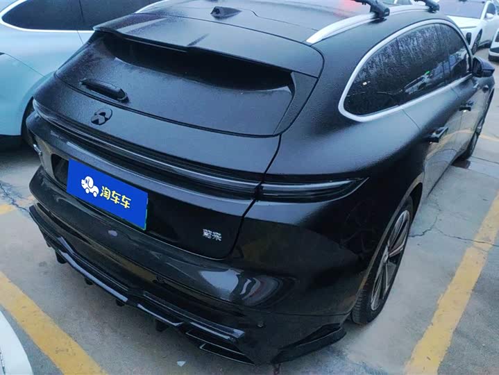 Фото 3 - Nio ET5T