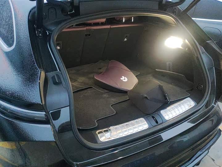 Фото 4 - Nio ET5T