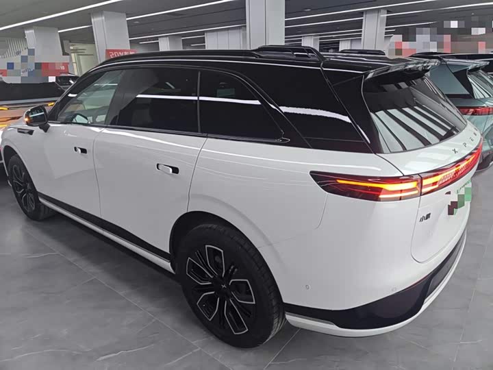 Фото 5 - XPeng G9