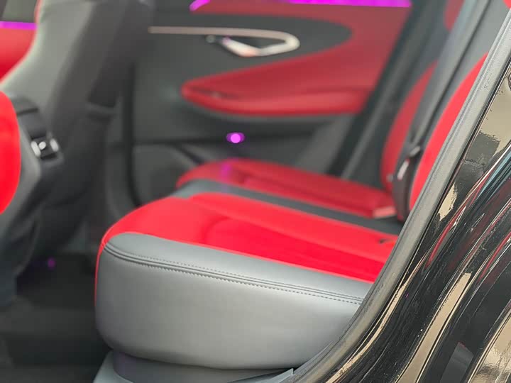 Фото 5 - Changan UNI-T