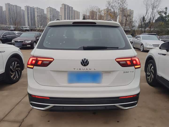 Фото 6 - Volkswagen Tiguan L Pro