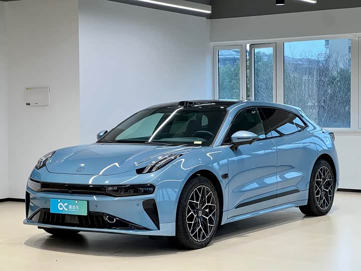 Фото 1 - Zeekr 001