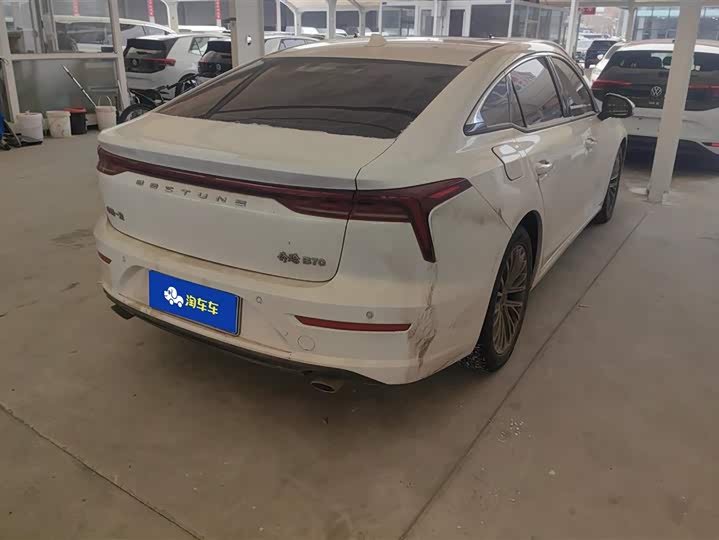 Фото 3 - Bestune B70