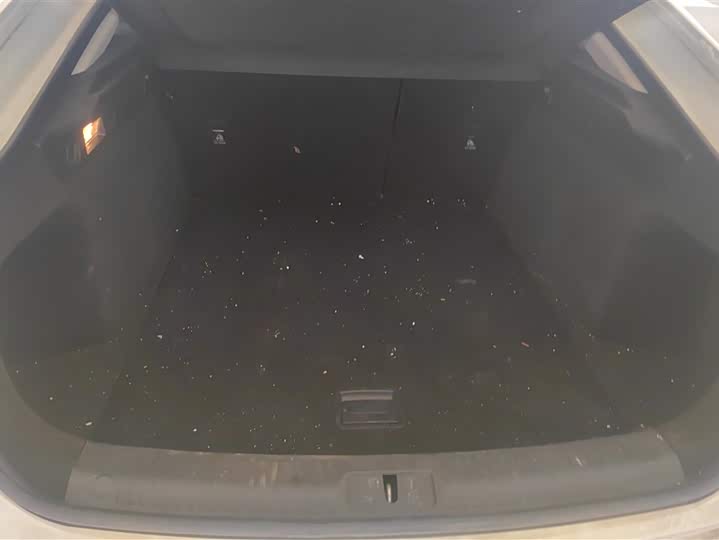 Фото 4 - Bestune B70