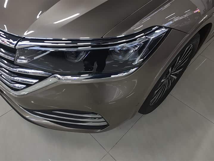 Фото 5 - Volkswagen Viloran