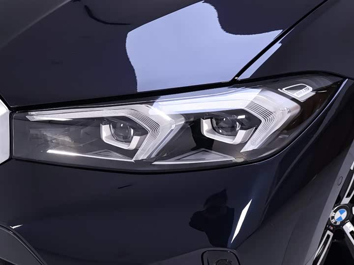 Фото 4 - BMW 3 Series