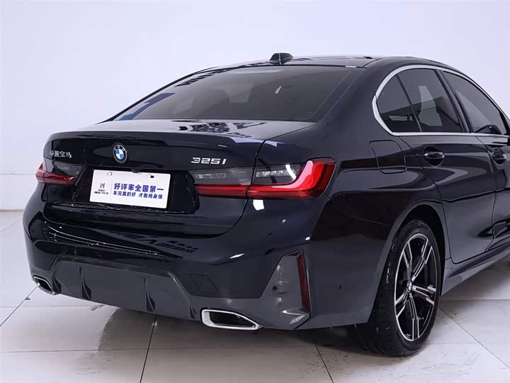 Фото 8 - BMW 3 Series