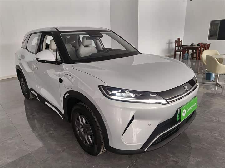 Фото 4 - BYD Yuan Up