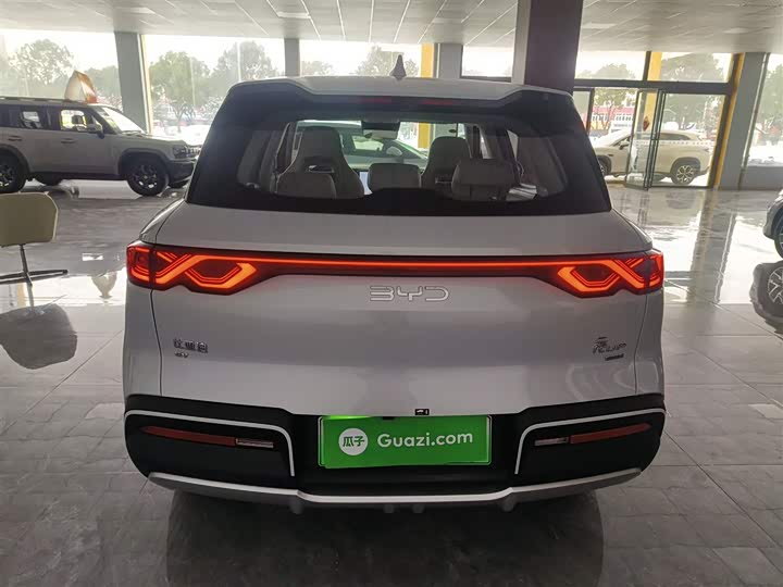 Фото 6 - BYD Yuan Up