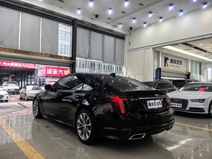 Фото 2 - Cadillac CT5