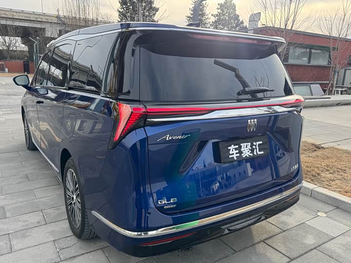 Фото 5 - Buick GL8 Hybrid