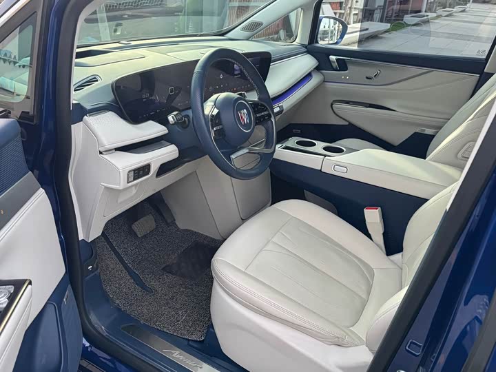 Фото 8 - Buick GL8 Hybrid