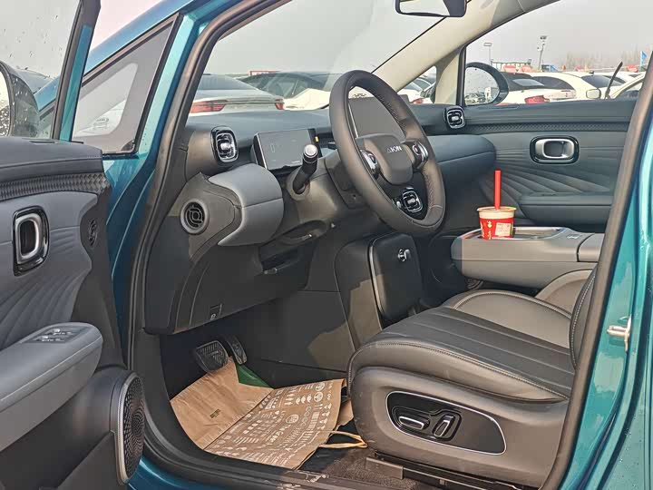 Фото 8 - GAC Aion UT