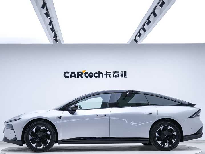 Фото 5 - XPeng F57