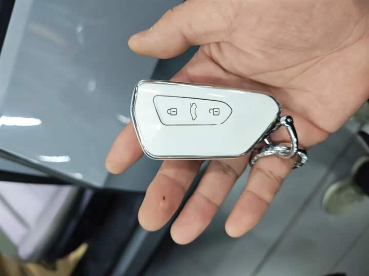 Фото 9 - Volkswagen ID.4 Crozz