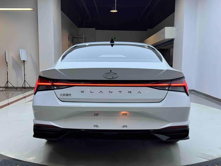 Фото 5 - Hyundai Elantra N line