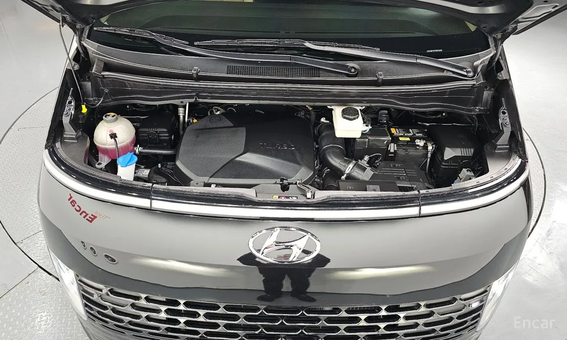 Фото 6 - Hyundai Staria