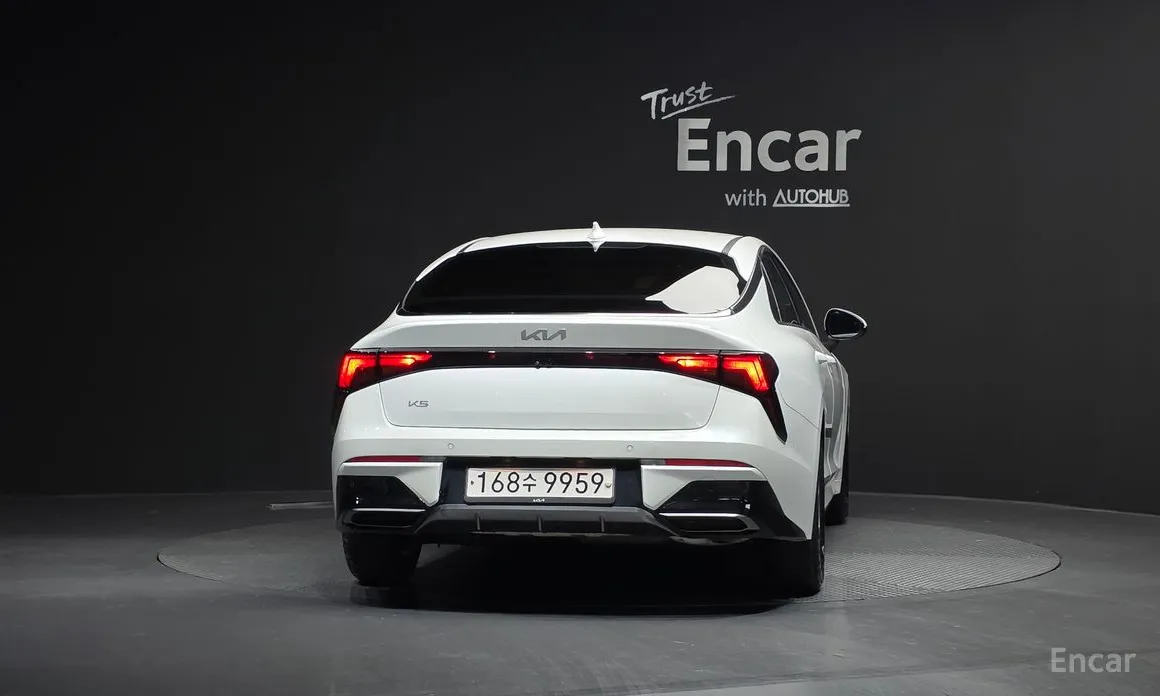 2023 Kia K5