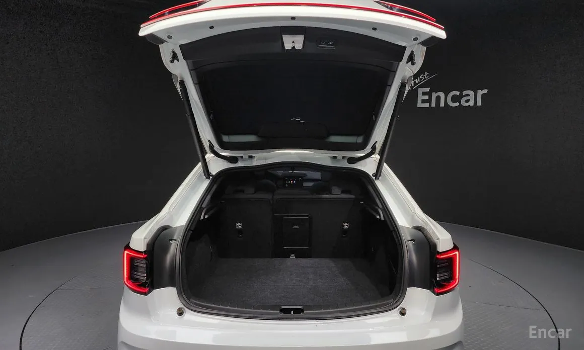 Фото 20 - Polestar 2