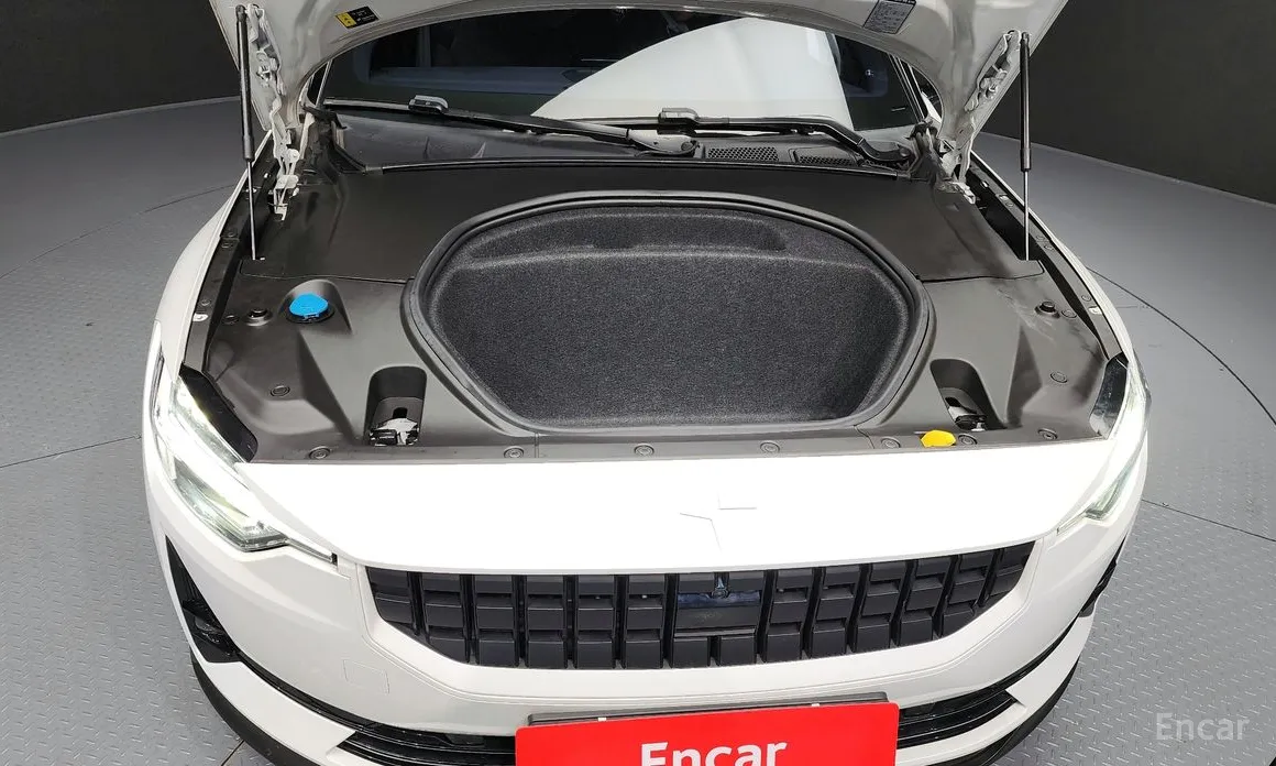 Фото 6 - Polestar 2