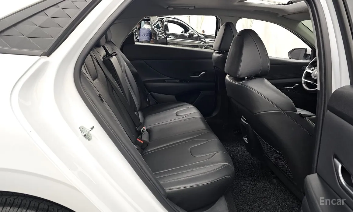 Фото 12 - Hyundai Avante