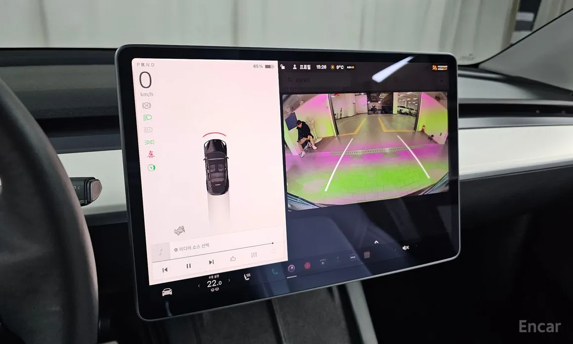 Фото 15 - Tesla Model Y