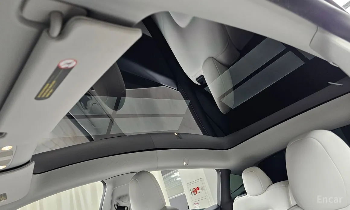 Фото 19 - Tesla Model Y