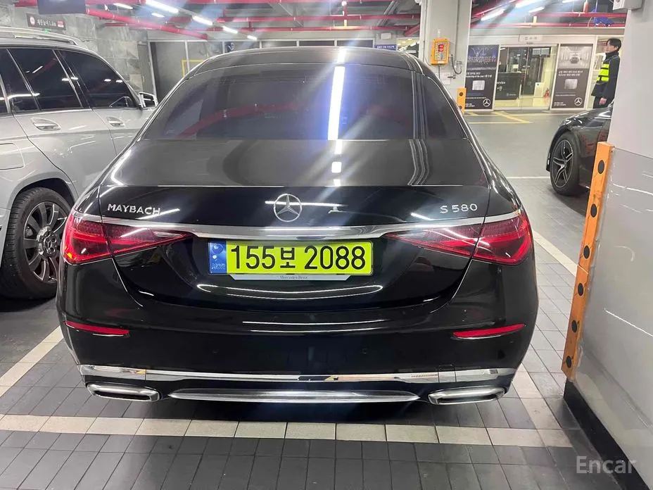 Фото 10 - Mercedes-Benz S-Class