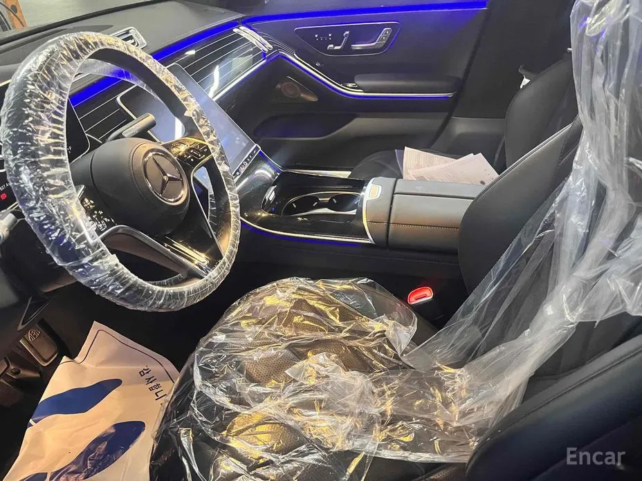 Фото 4 - Mercedes-Benz S-Class