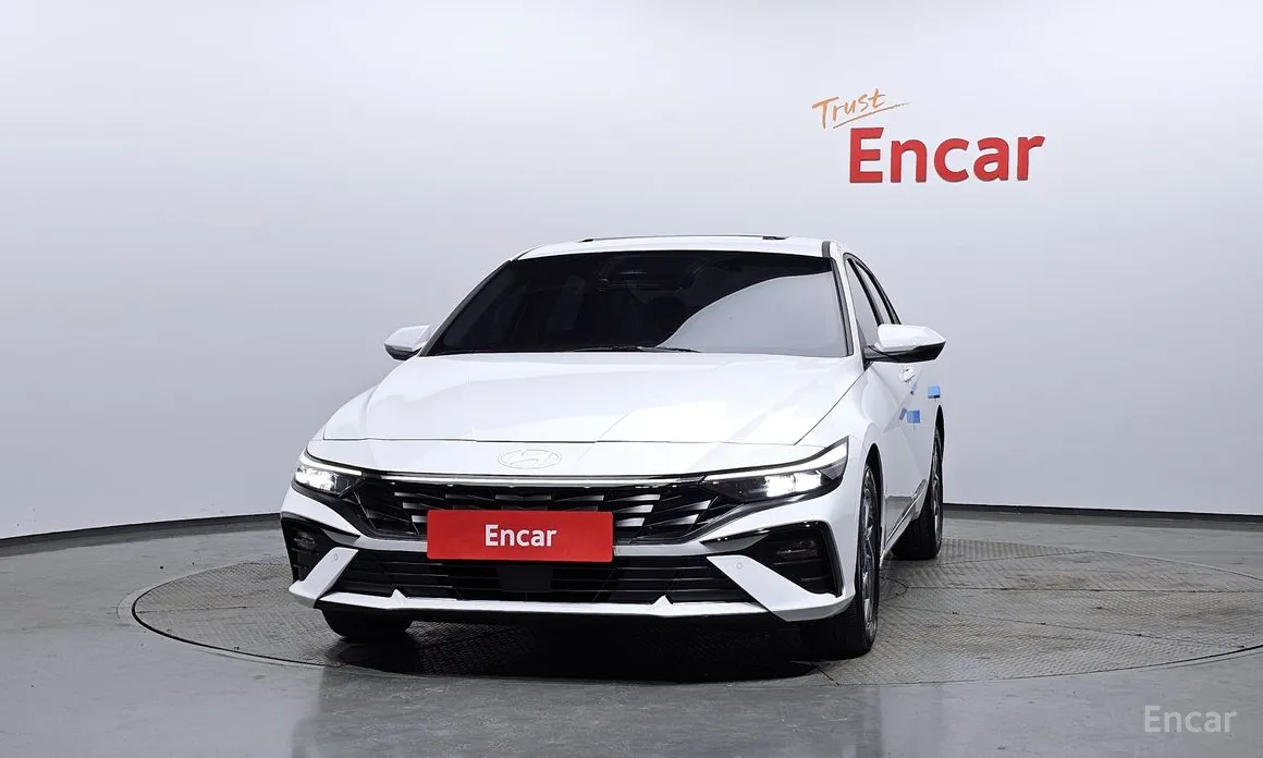 Фото 3 - Hyundai Avante