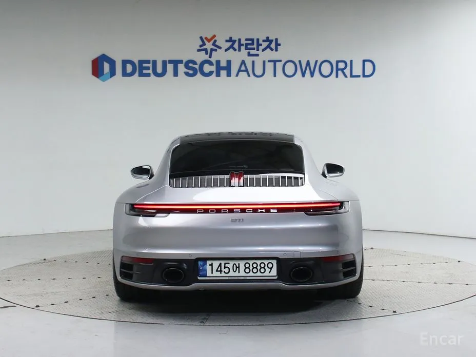 Фото 4 - Porsche 911