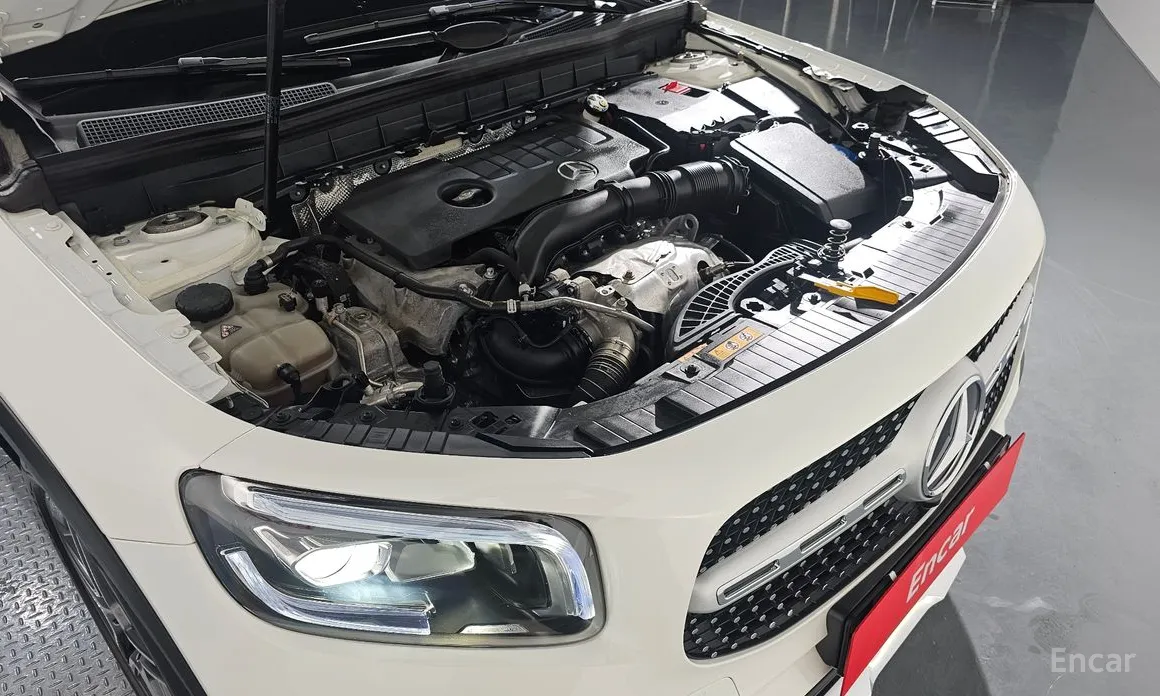 Фото 6 - Mercedes-Benz GLB-Class