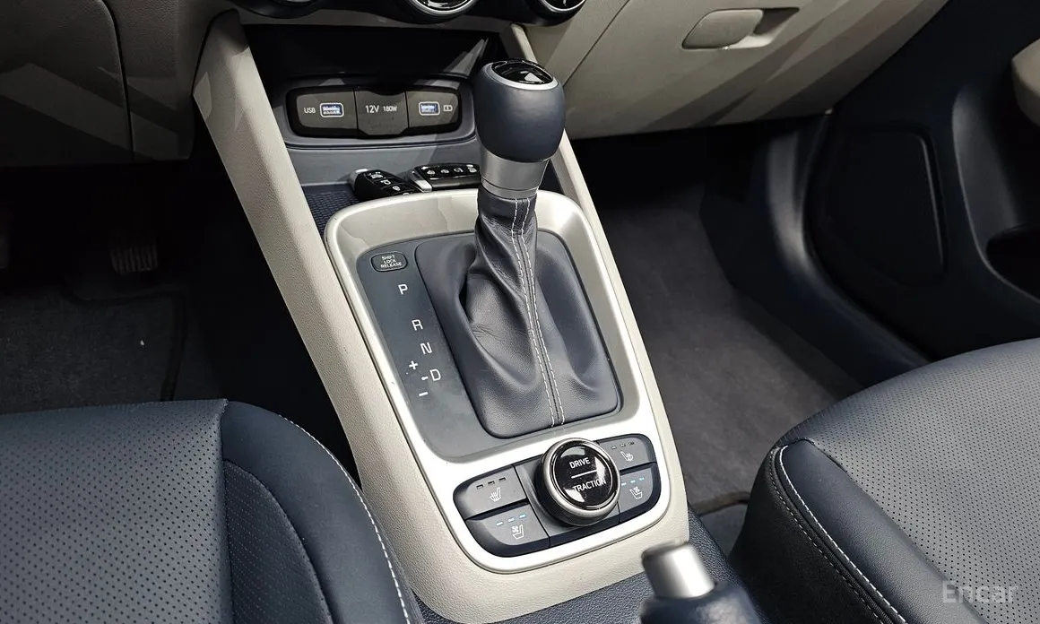 Фото 9 - Hyundai Venue